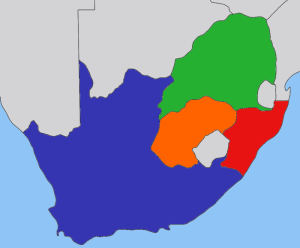 The British-controlled Cape Colony is in blue; Boer Transvaal in Green; Boer Free Orange State in orange; Zulu state, Natal (aka Natalia,) is in red.